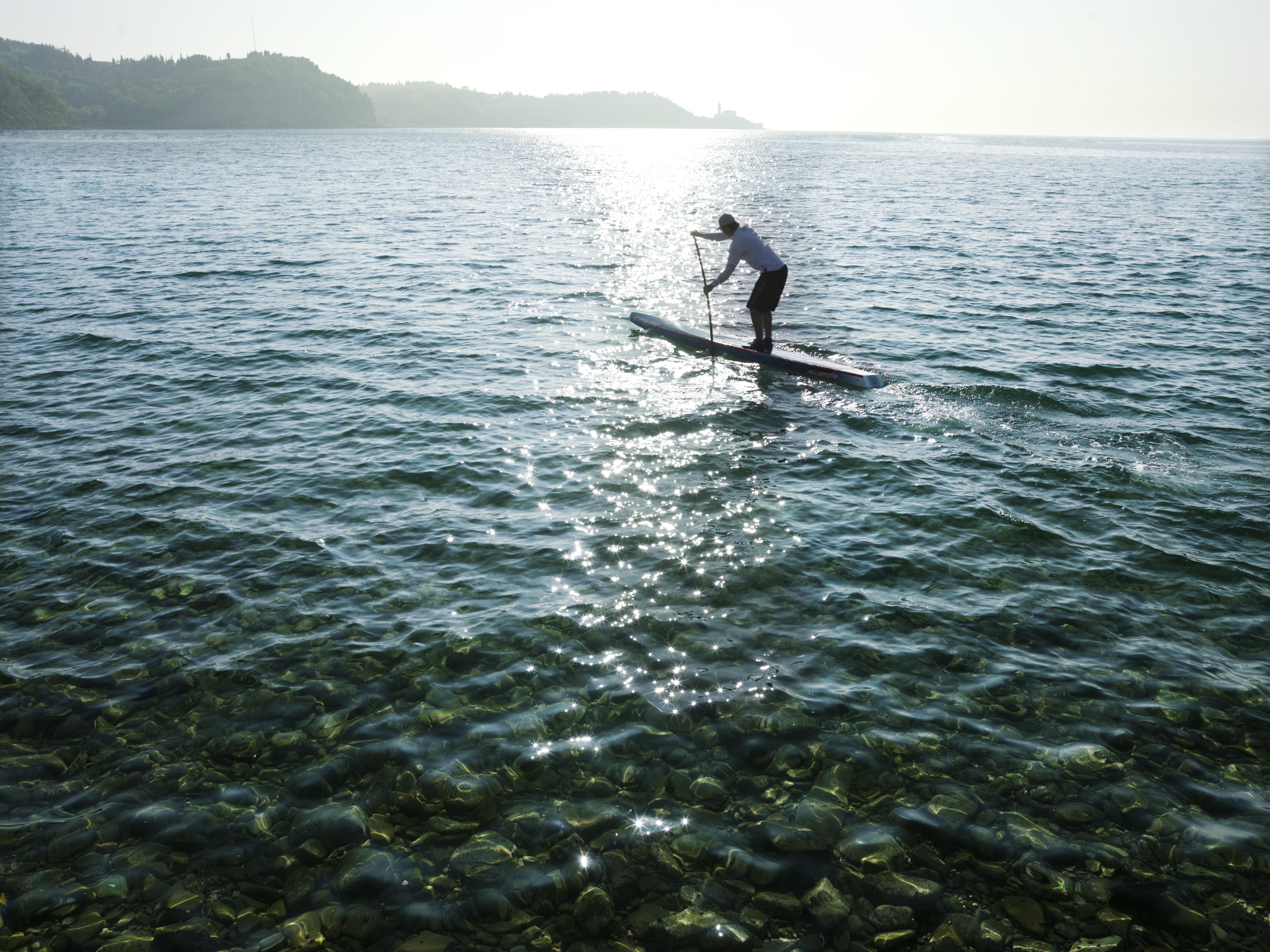 Hotel Slovenija - Terme & Wellness Lifeclass Portoroz Ngoại thất bức ảnh Stand-up paddle boarder on Lake Balaton