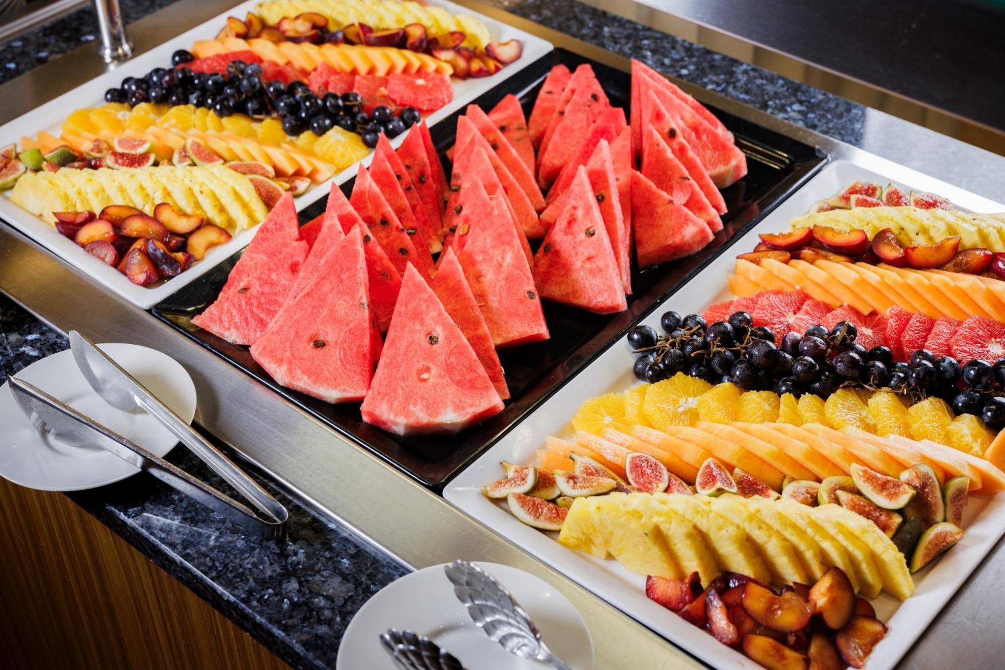 Hotel Slovenija - Terme & Wellness Lifeclass Portoroz Ngoại thất bức ảnh Fruit salad